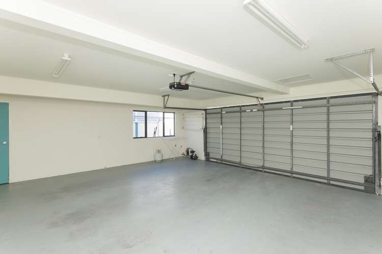 8 Sirrah Street Okitu_18