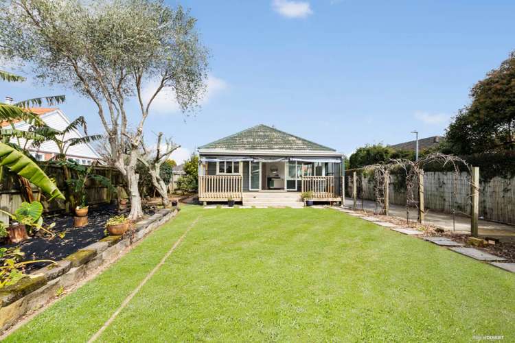 22 Parry Street Sandringham_8