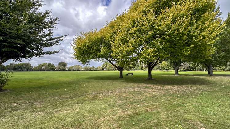 500 Hart Drive Frimley_21