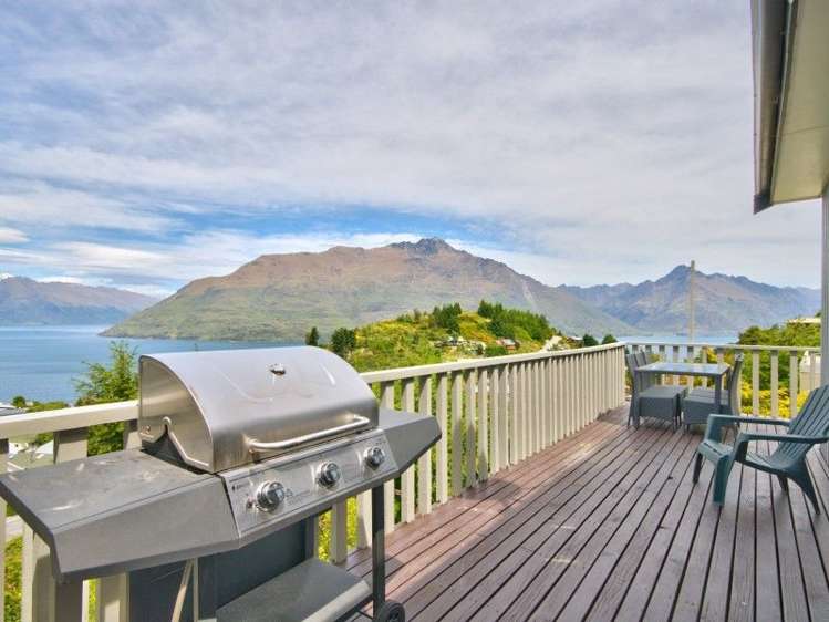 37a Greenstone Place Fernhill/Sunshine Bay_0