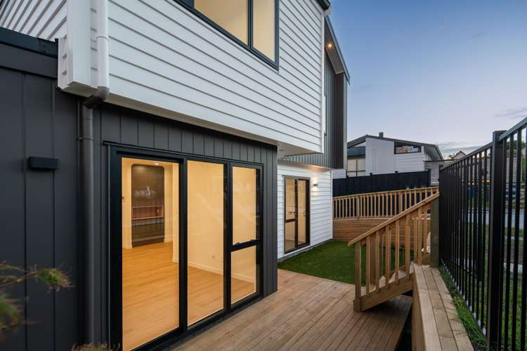 24a Scarlock Avenue Browns Bay_11