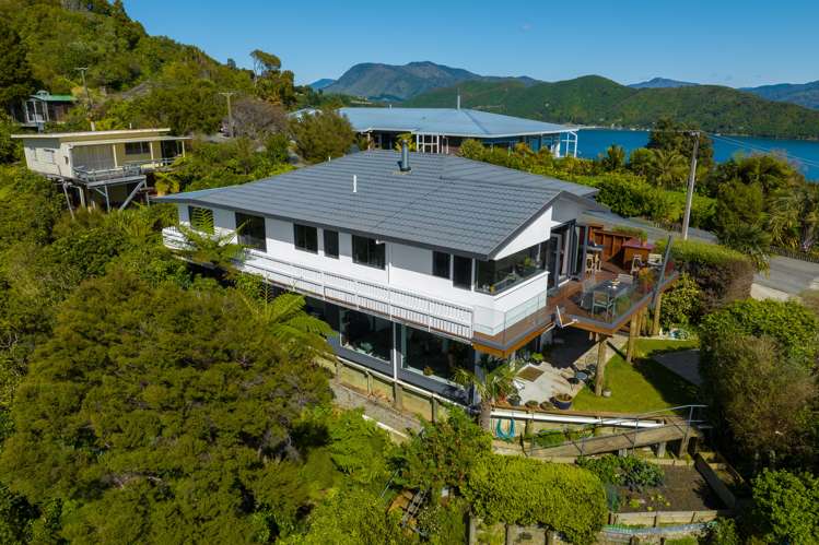 310 Port Underwood Road Whatamango Bay_7