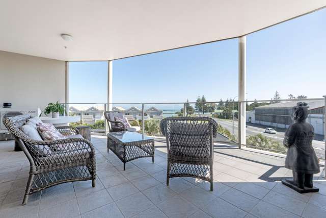 9/90 Customhouse Street Gisborne_1
