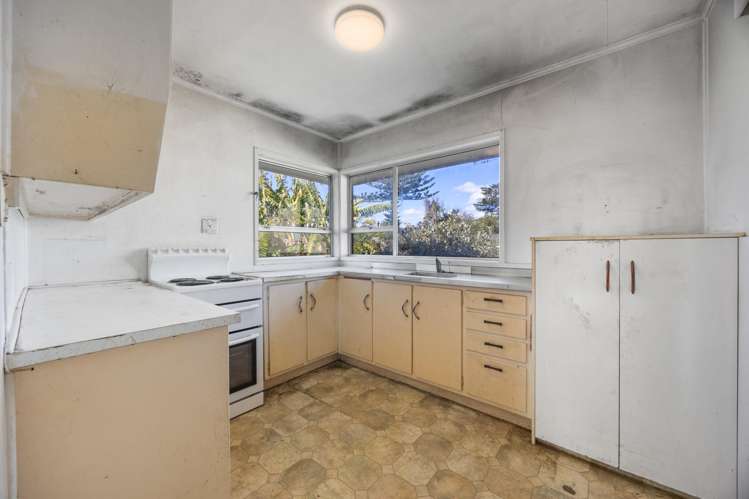 2/6 Roseburn Place Pakuranga_6