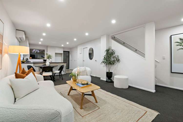 7b Mavis Place Beach Haven_11