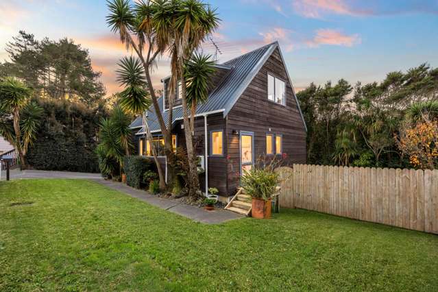 Character, Comfort & a Bushland Backdrop