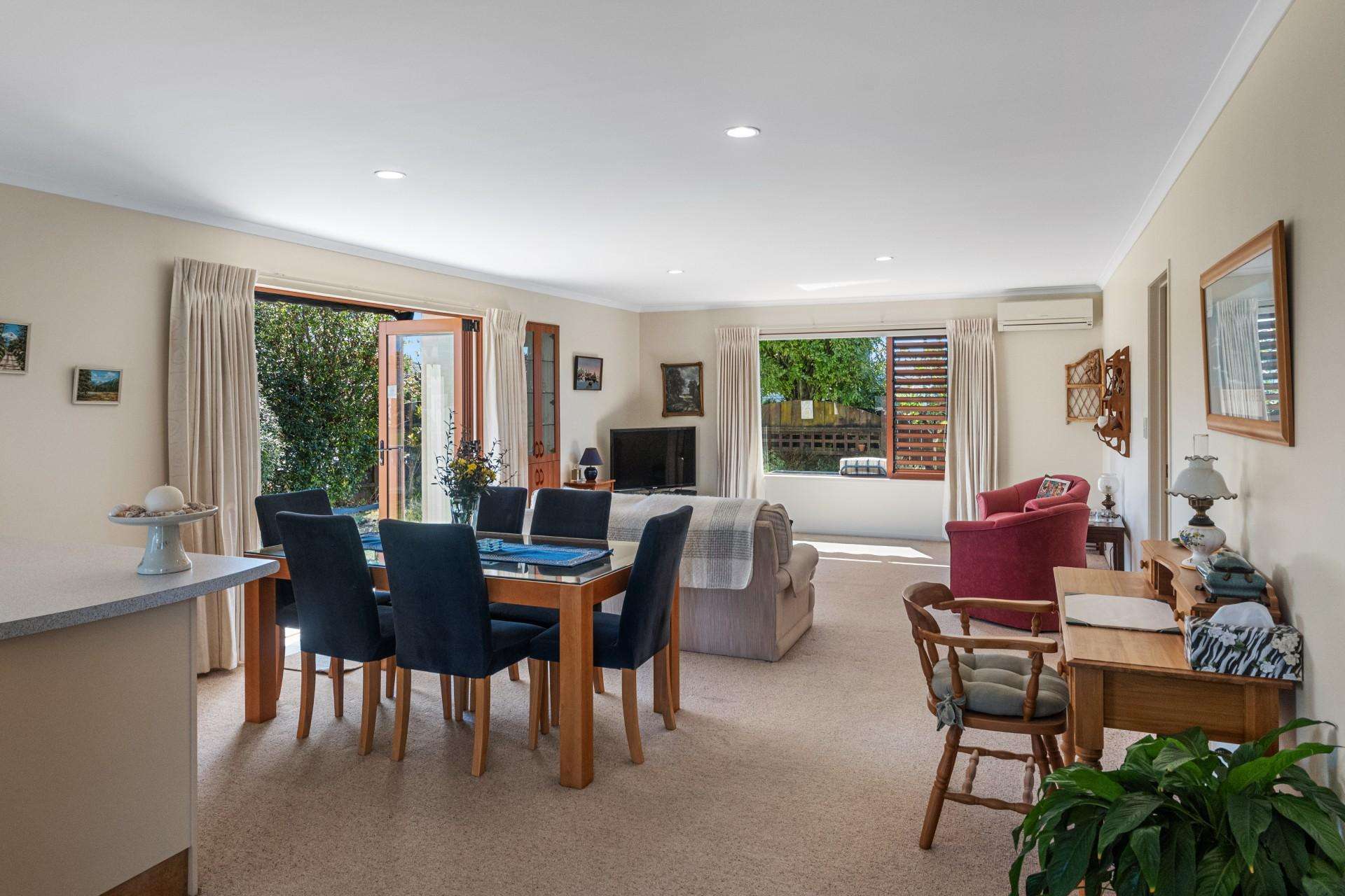 2/8 Cheyne Road Pyes Pa_0