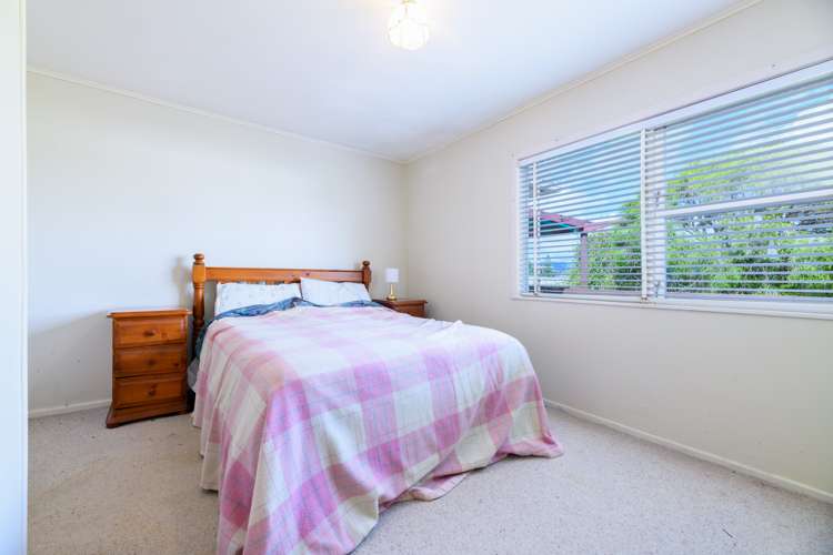 9 Kaikoura Street Henderson_10