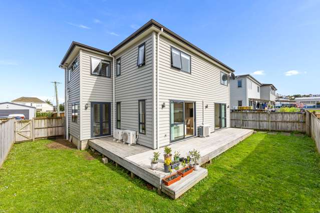 Modern Living Opposite the School Gate