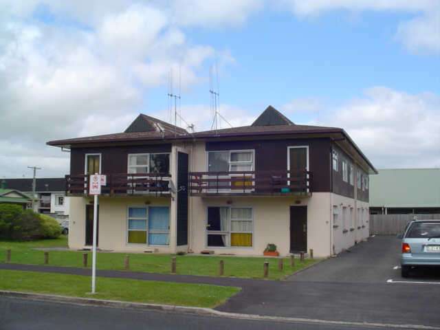 Tidy Two Bedroom Unit