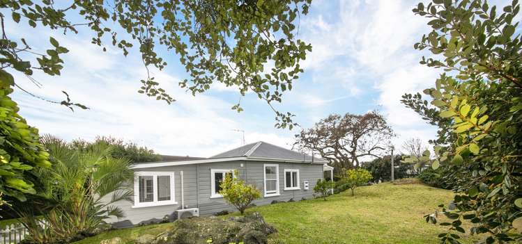 224 Captain Springs Road Onehunga_13