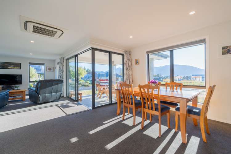 24 Burnby Drive Te Anau_11