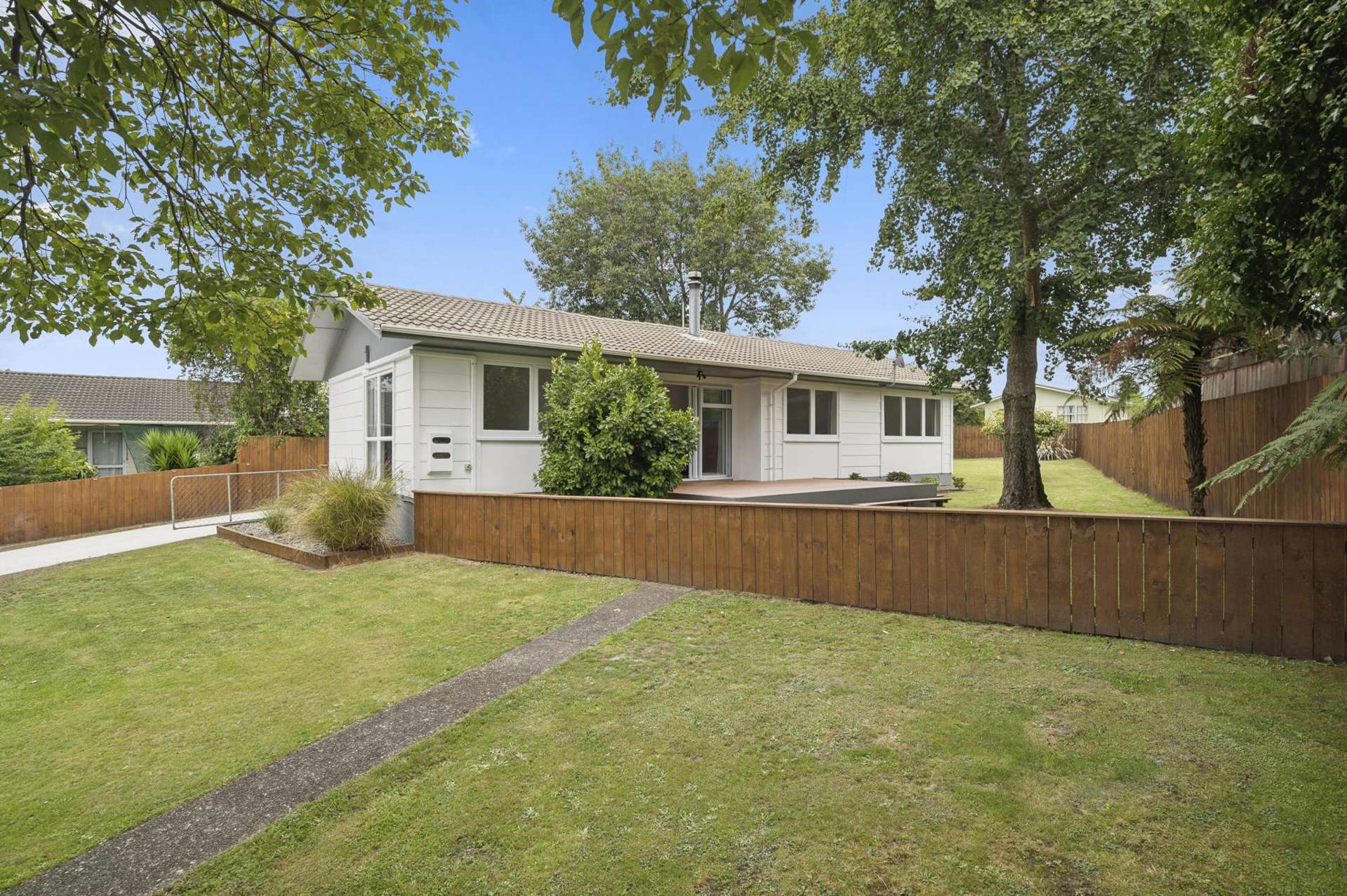 44 Joanne Crescent Pukehangi_0