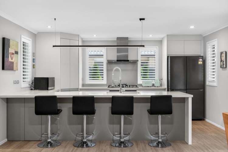 18 Lombardia Way Karaka_2