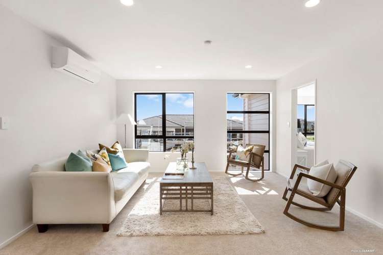 8 Wyon Way Flat Bush_6