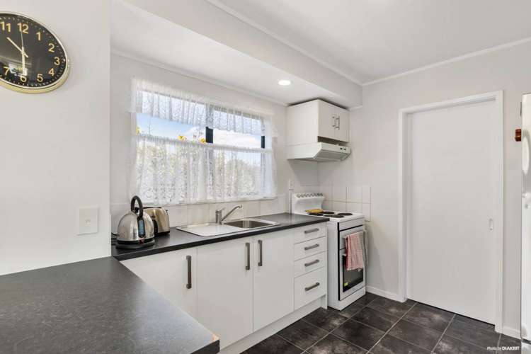 54 Rosier Road Glen Eden_8