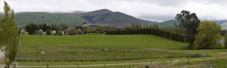Waiwera Station Road_0