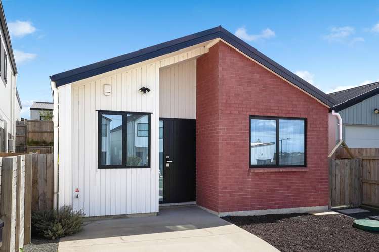 9 Puwha Street Massey_21