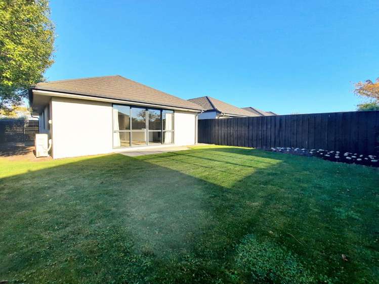 47 Farnborough Way Rolleston_6
