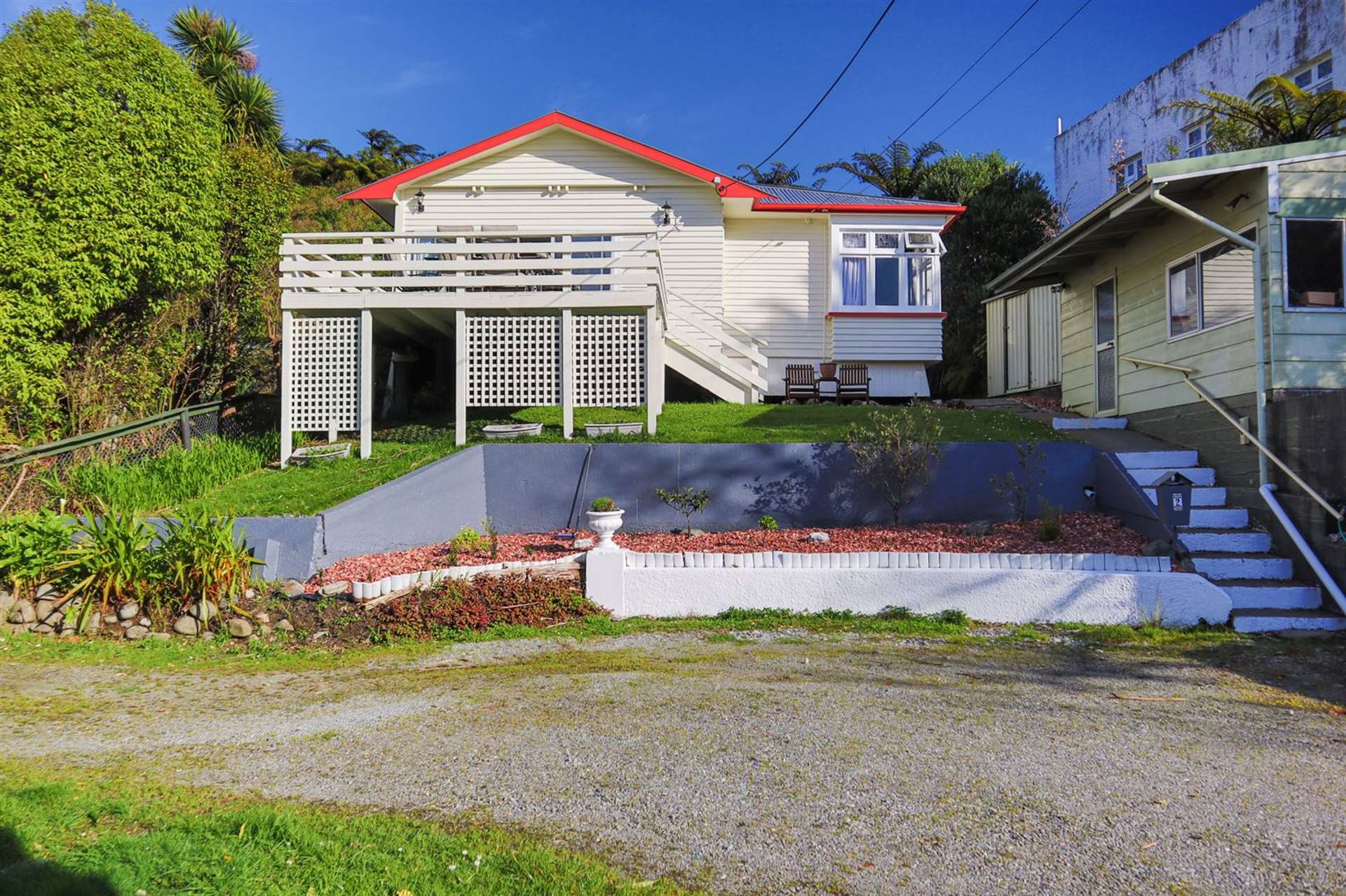 2 Russell Terrace Greymouth_0