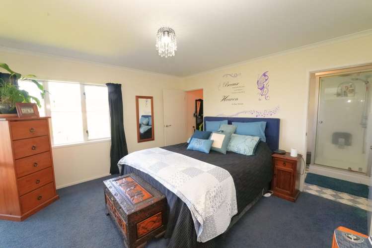 16 McCutchan Road Otakiri_12