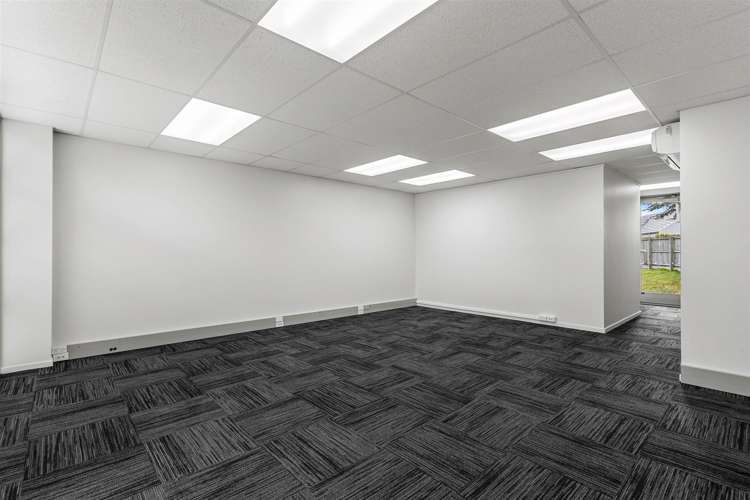 8/41 Sir William Pickering Drive Burnside_7