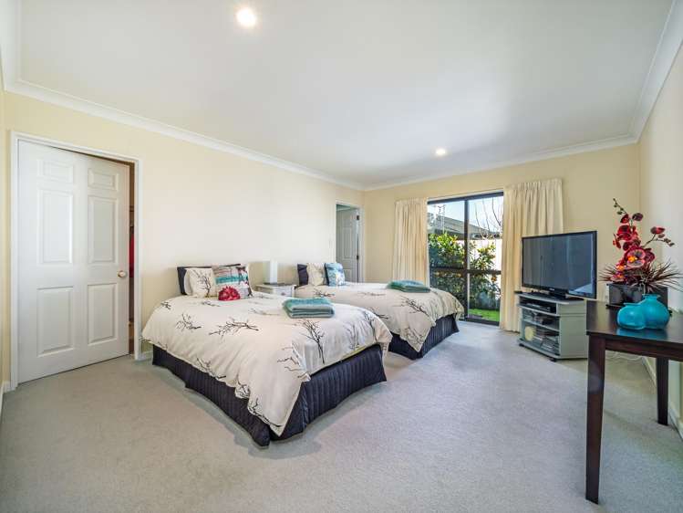 5 Rothesay Place Highbury_11