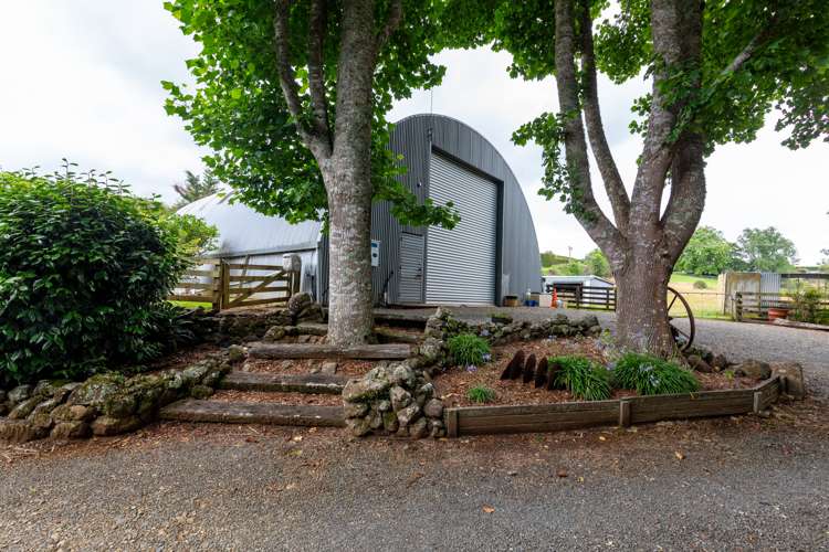 572 Pinnacle Hill Road Bombay_14