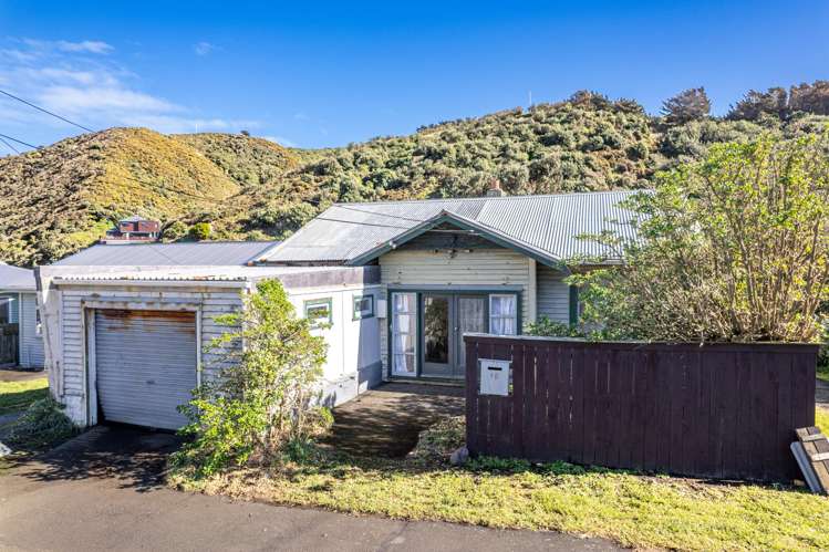 15 Happy Valley Road_2