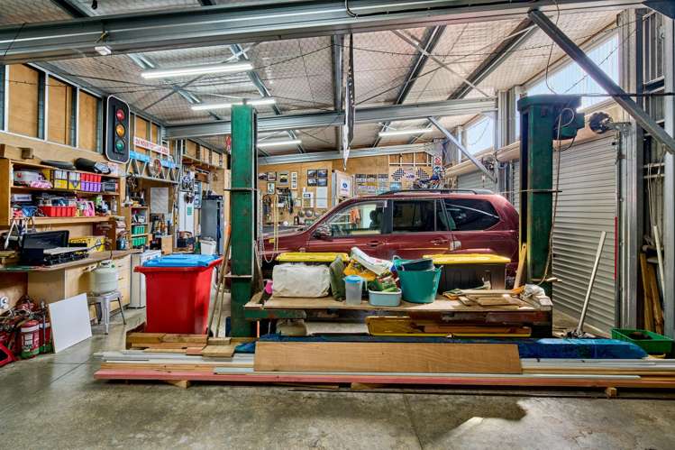 132 Bing Lucas Drive Tawa_30