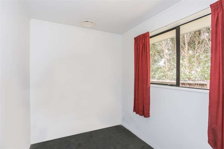 2/13 Edmund Hillary Avenue Papakura_11