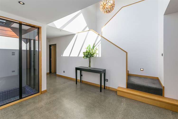 6 Watlings Place Kennedys Bush_12