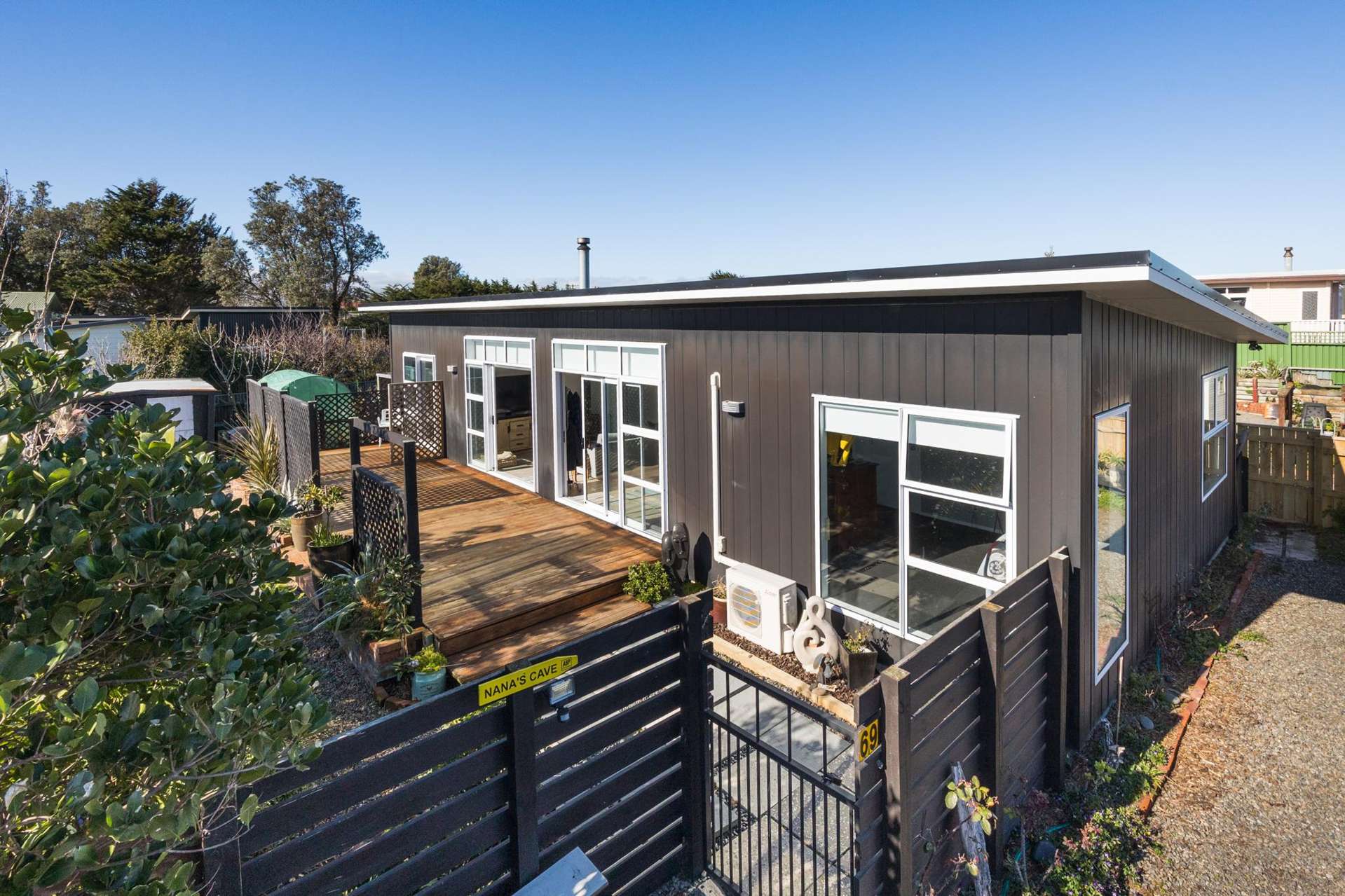 69 Nash Parade Foxton Beach_0