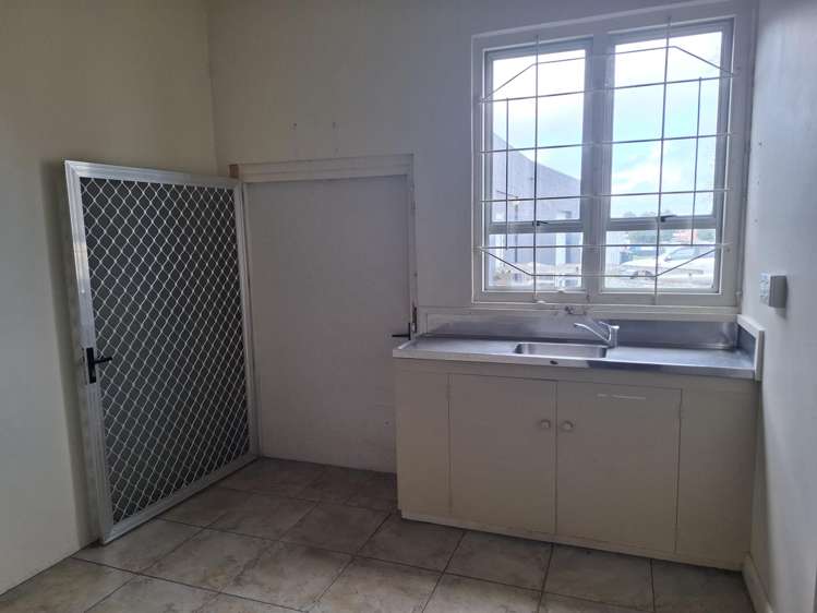 Shop 1, 99 Broadway Kaikohe_5