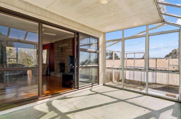 327 East Coast Road_3