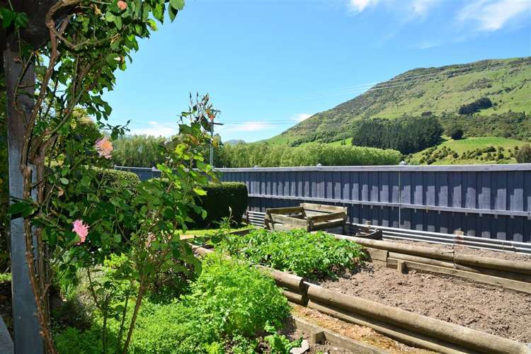 4213 Christchurch Akaroa Road Little River_18
