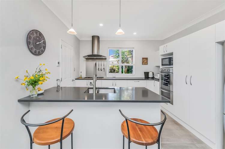 7 Wedmore Close Burwood_5