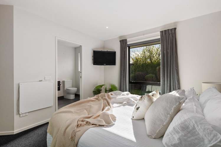 24 Woodstock Road Lower Shotover_13