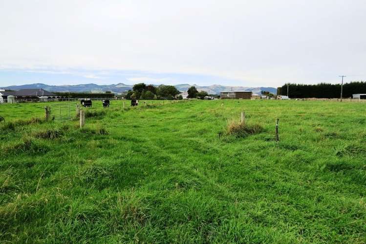 390 Birchs Road Lincoln_25