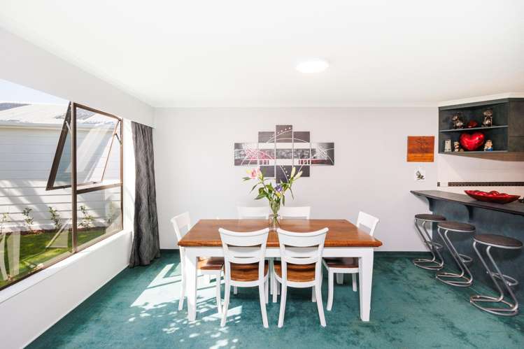 9 Chrystal Street Foxton Beach_8