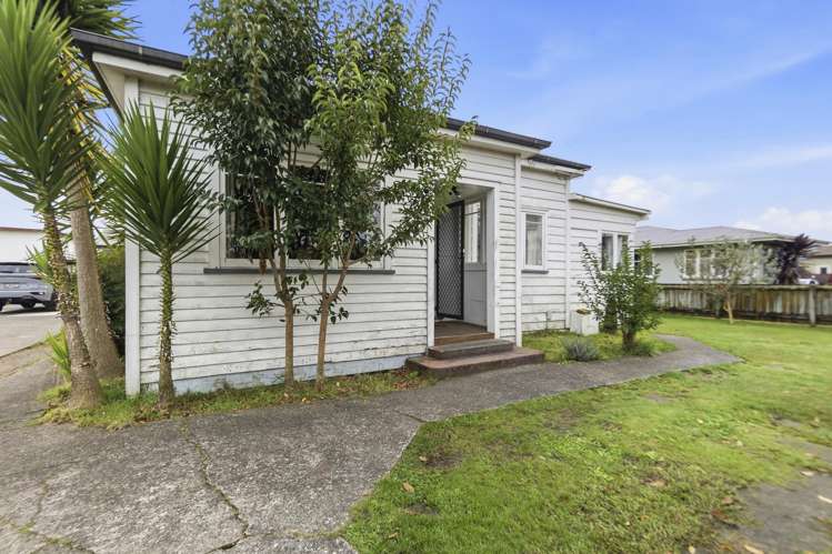 27 Wellington Street_0