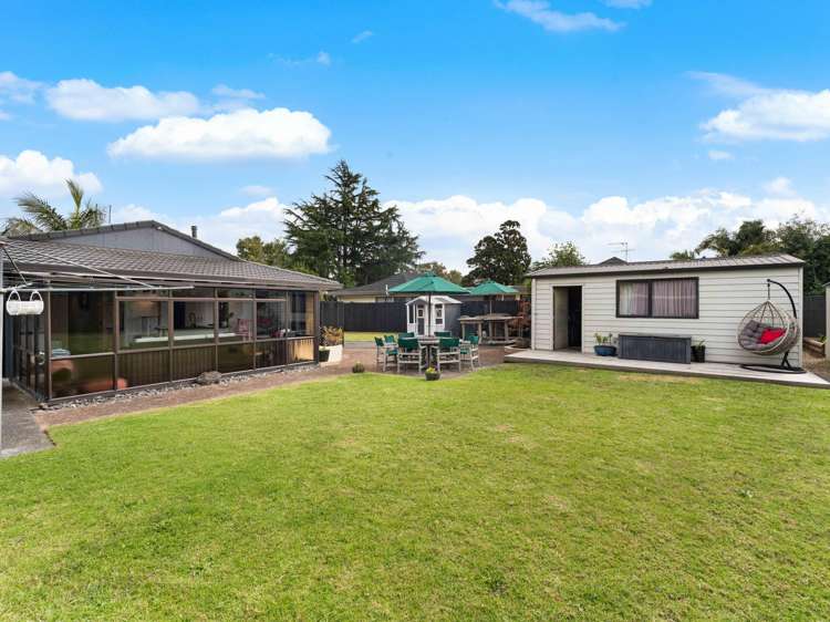 26 Beaumaris Way Conifer Grove_16