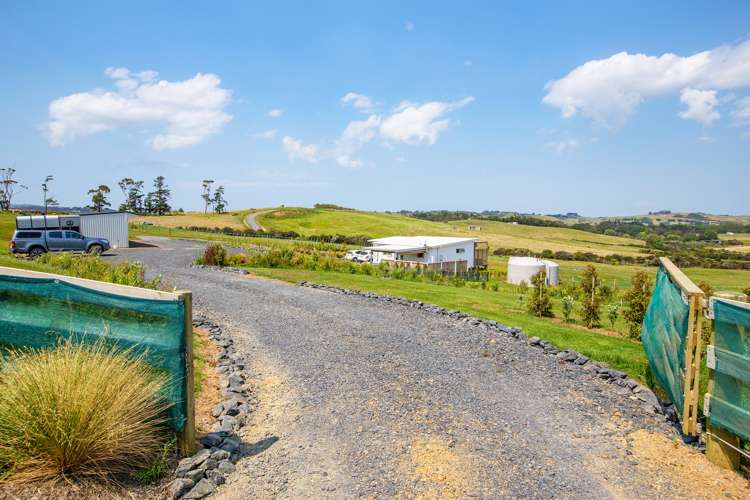 64 Brown Road Kaiwaka_17