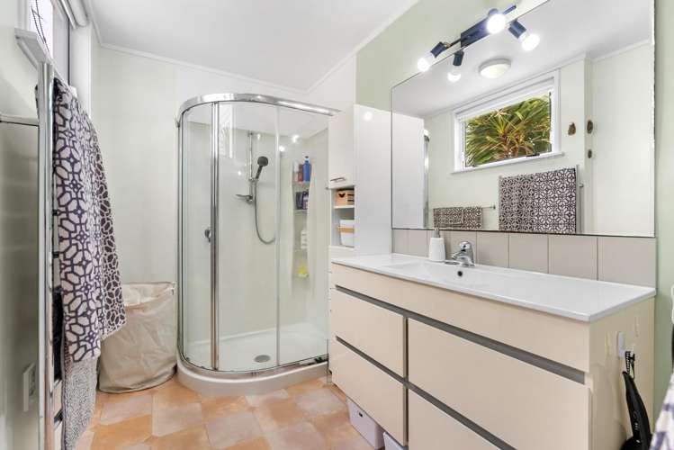 83 Hatea Drive Regent_19