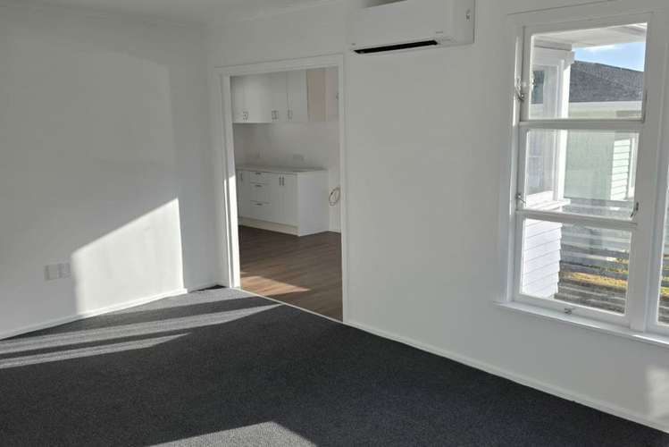 15 Parenga Street Wainuiomata_1