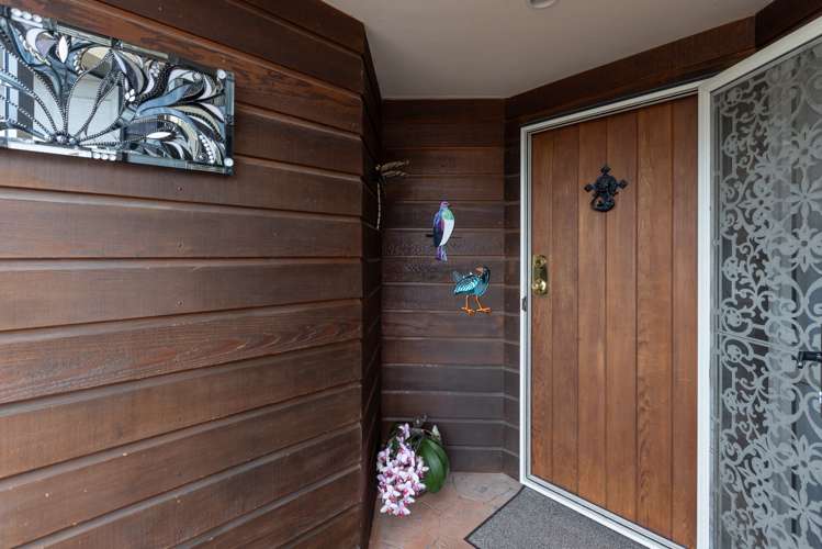 11b Cheval Place Taradale_2