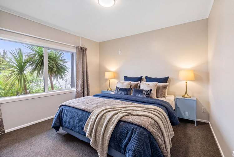 51 Winston Street Crofton Downs_12