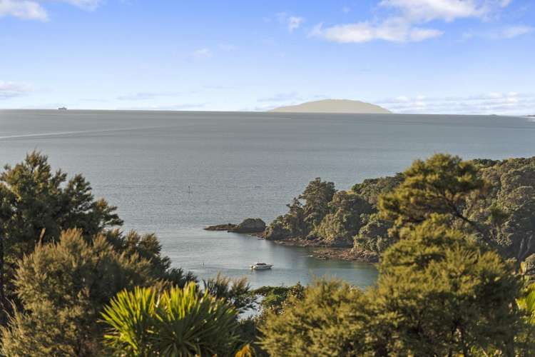 68 Queens Drive Oneroa_2