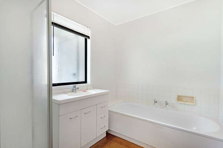 70 Sandspit Road Waiuku_19