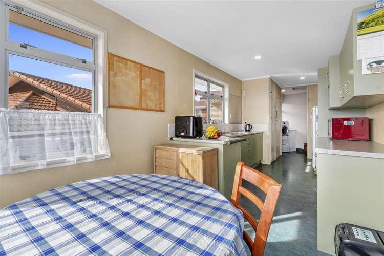 2/47 Chadwick Road Greerton_6